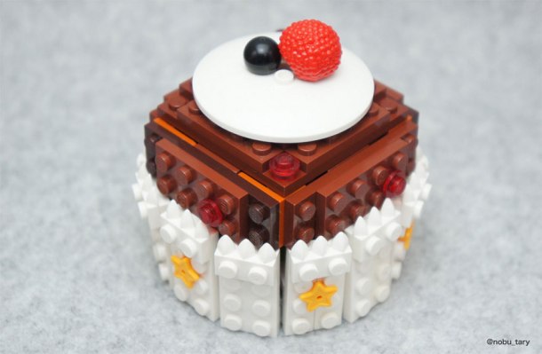 nobu_tary_legofood_cupcake
